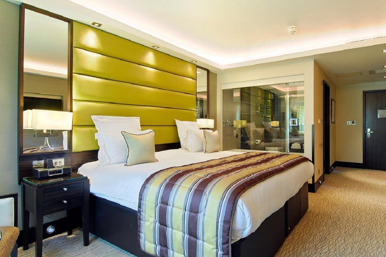 Montcalm Mayfair, Autograph Collection Londres Exterior foto A bedroom at the InterContinental London The O2