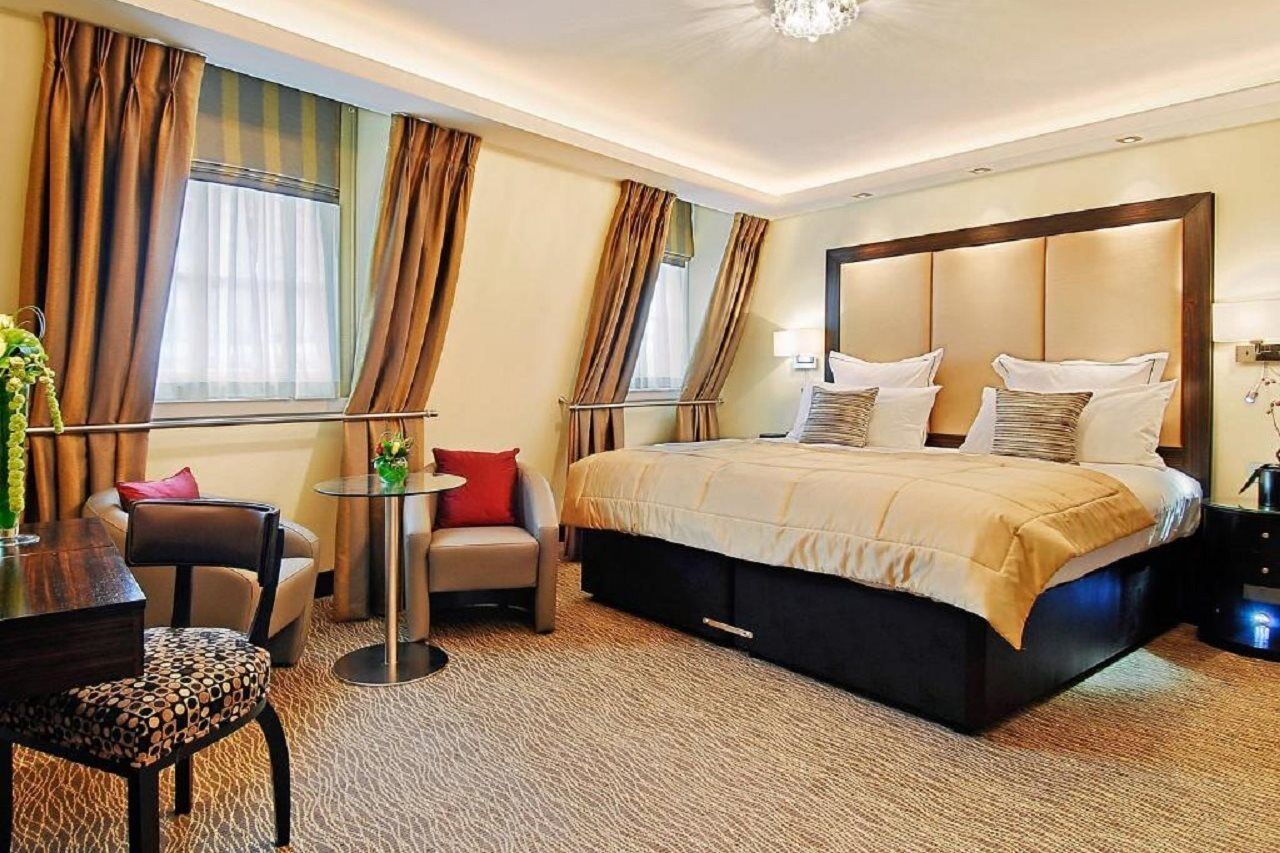 Montcalm Mayfair, Autograph Collection Londres Exterior foto A room at the Mandarin Oriental, Munich